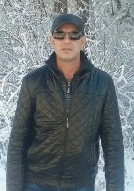 Алексей из Соли-Илецк, ищу на сайте знакомства без обязательств