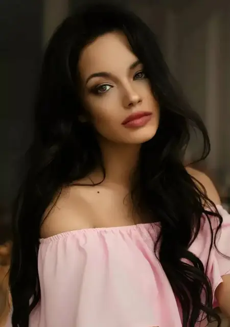 Вера из Новороссийска, ищу на сайте приятное времяпровождение